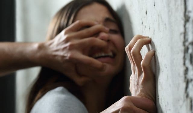 Bărbat de 48 de ani, din Dorohoi, reținut pentru viol și agresiune în formă continuată 
