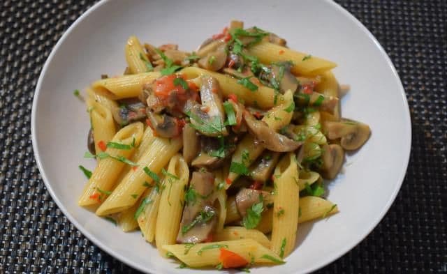 Paste picante cu ciuperci