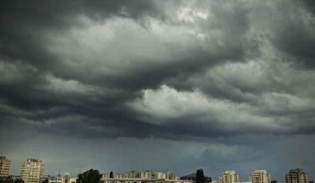Avertizare meteo în România: Furtuni și inundații în multe zone din țară