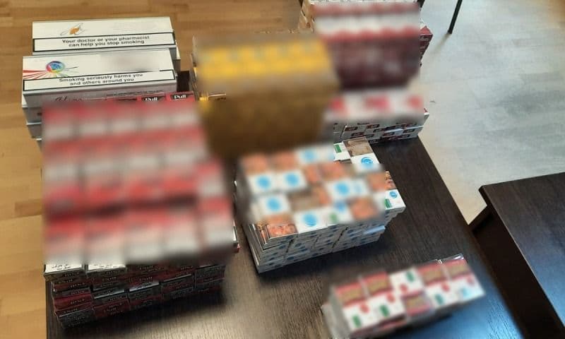 Duminică cu ghinion pentru doi contrabandişti de țigări