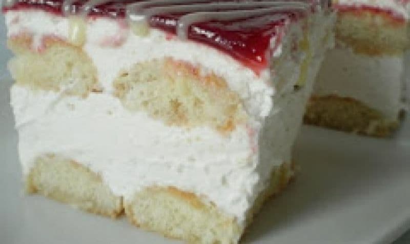 Prăjitură cu mascarpone și pastă de pere