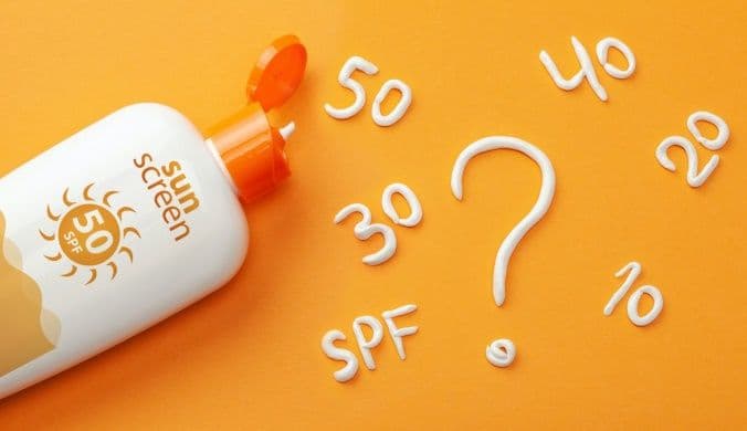 Ce este SPF și cât de des ne dăm cu cremă de protecție solară