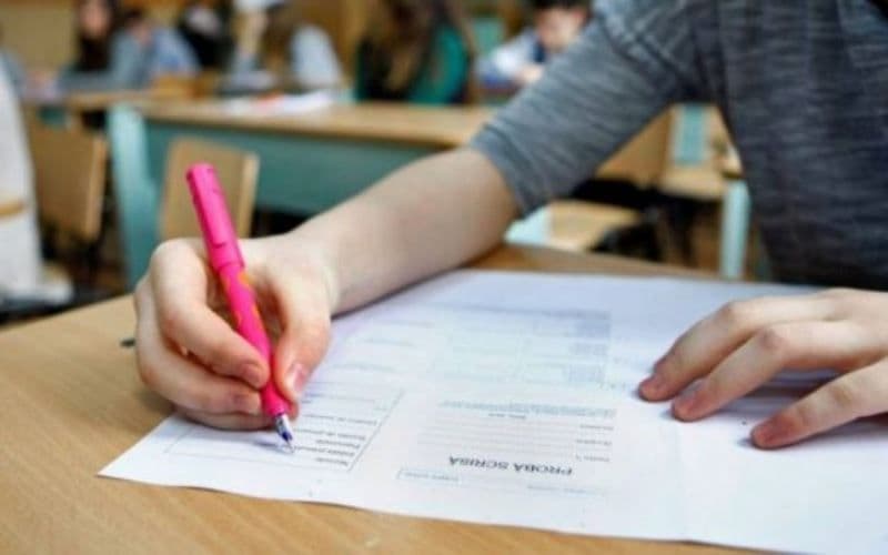 Evaluare Națională 2021. Elevii de clasa a VIII-a a început astăzi cu proba la Limba și Literatura Română