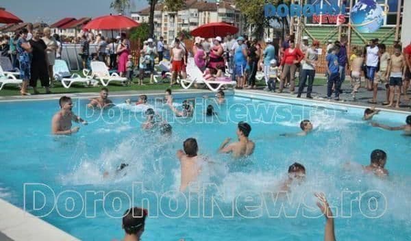 Anunț! Se redeschide piscina semiolimpică din Dorohoi. Vezi programul de funcționare și tarifele!