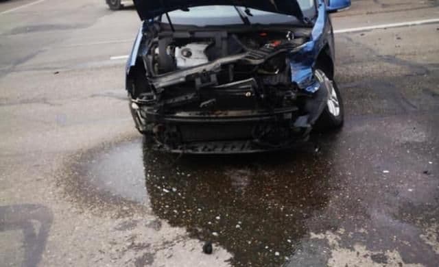 Șoferiță accidentată de un conducător auto neatent