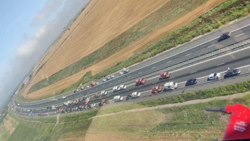 Carambol pe Autostrada Soarelui: 55 de mașini au fost implicate. A fost activat planul roșu - FOTO
