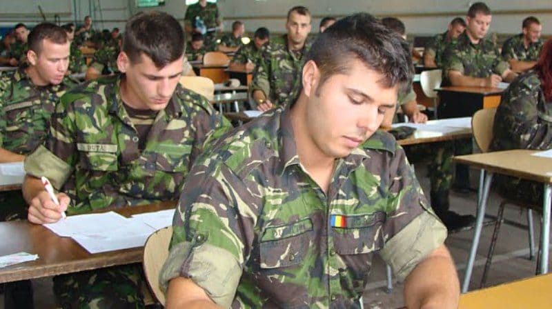 Ești o persoană dinamică, energică, ești atras de ținuta și activitatea militară ? Alege o carieră plină de satisfacții – cariera militară !