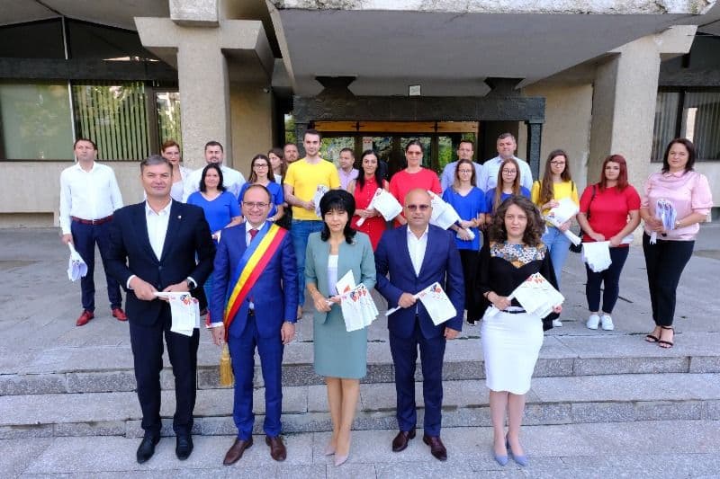 Imnul „Deșteaptă-te, române!” cinstit de social-democrații botoșăneni - FOTO