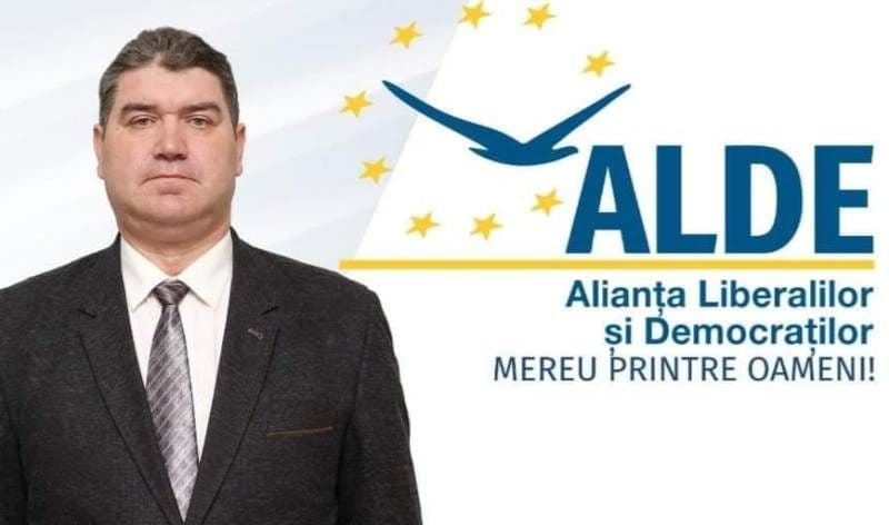 Bătaie de joc: CFR Călători face promoții pentru publicul festivalier, dar anulează trenuri pentru cei care merg la muncă - FOTO