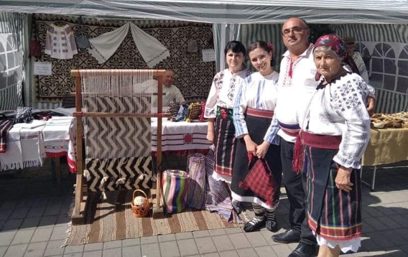 Comuna Ibănești își prezintă din nou meșteșugurile tradiționale la Târgul Meșterilor Populari din Botoșani