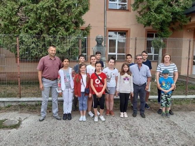 Ecologizăm și câștigăm! Proiect de educație ecologică la Școala Gimnazială „Dimitrie Pompeiu” Broscăuți - FOTO