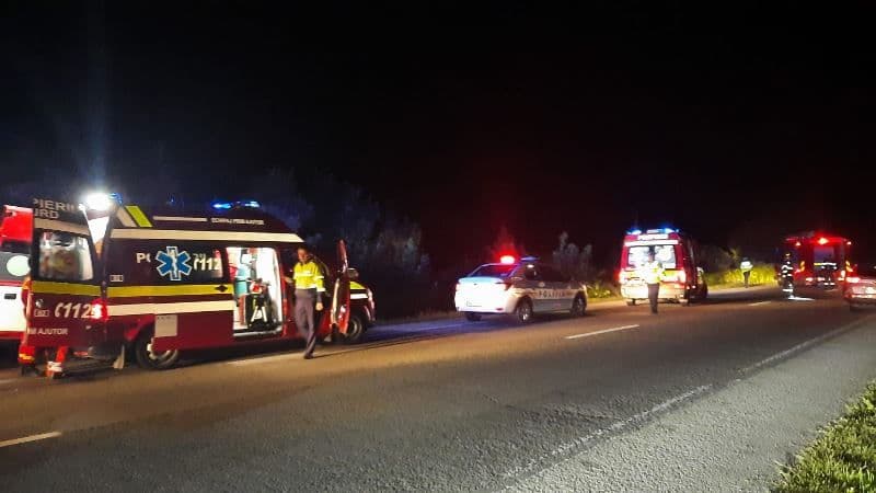 Accident cu patru victime produs la Bistrița de un șofer din Dorohoi - FOTO