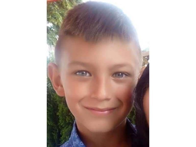 Un băiat de 12 ani a ieșit la joacă și nu s-a mai întors acasă de două zile. Polițiștii cer ajutorul populației