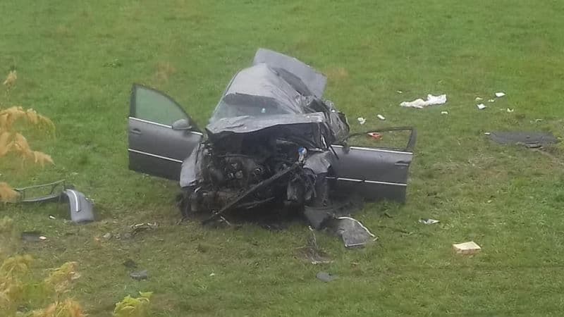 Doi tineri răniți după un accident produs între Podeni și Vlădeni - FOTO