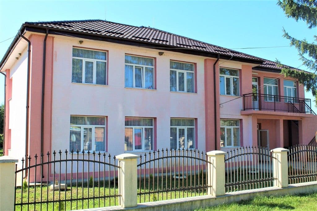 Copiii din localitatea Dumbrăvița încep, cursurile în clădire nouă! - FOTO