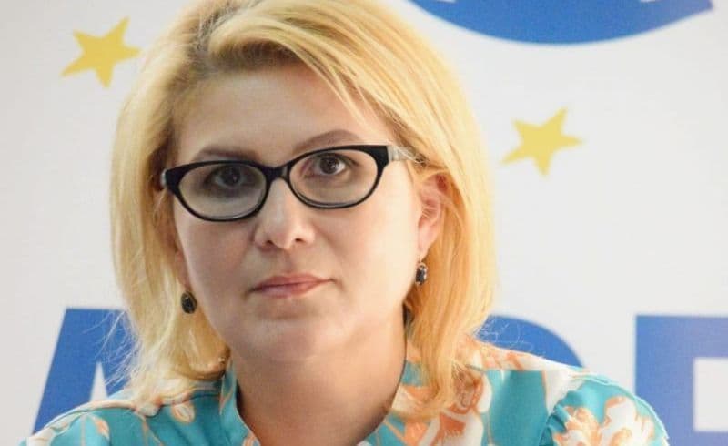 Incompetența din Ministerul Educației transformă școlile în incubatoare pentru Coronavirus!