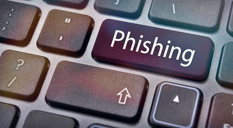Acțiune a polițiștilor botoșăneni: Protejați-vă împotriva infracțiunilor comise prin metoda phishing!
