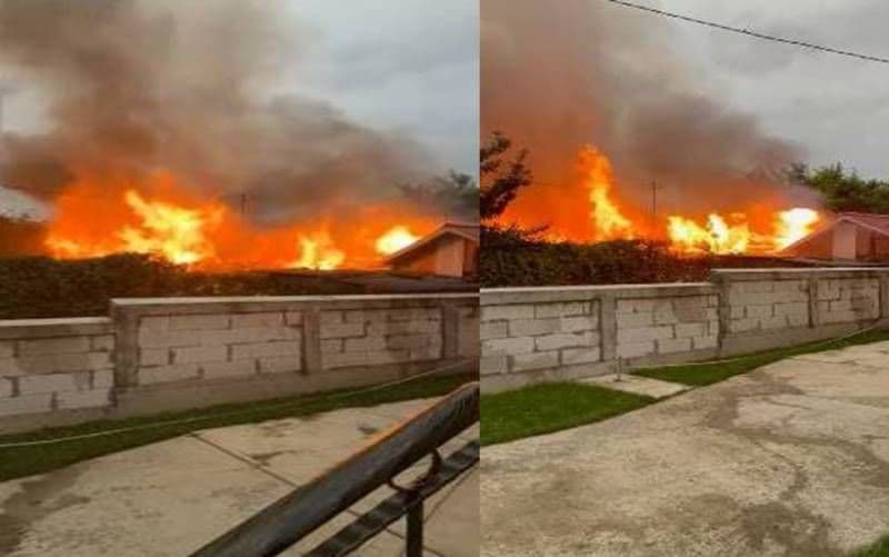 Incendiu la Leorda! Mamă și fiică salvate dintr-o casă în flăcări - FOTO