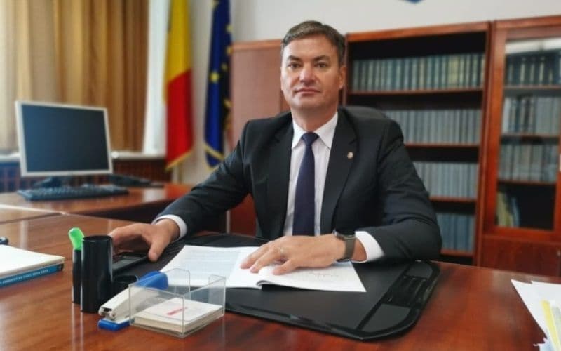 Dan Șlincu: „Profesorii și angajații din învățământ au fost permanent umiliți de guvernanții Dreptei!”