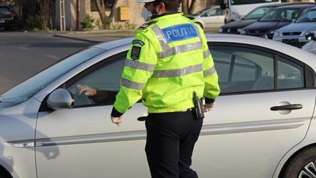 Dorohoian prins în trafic fără permis
