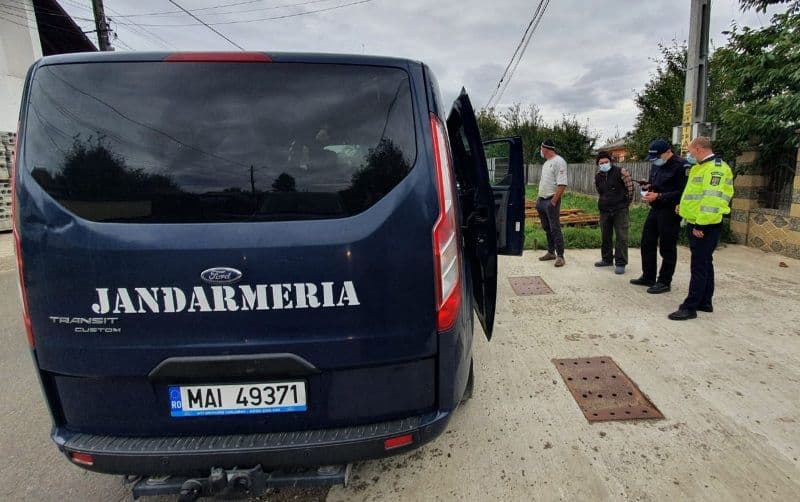Acțiune preventivă pentru combaterea răspândirii COVID-19 a jandarmilor botoșăneni