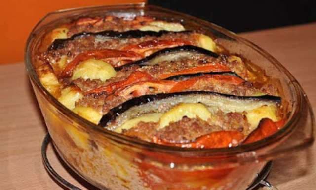 Sufleu de vinete cu carne tocată