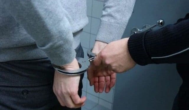 Bărbați reținuți pentru infracțiuni rutiere
