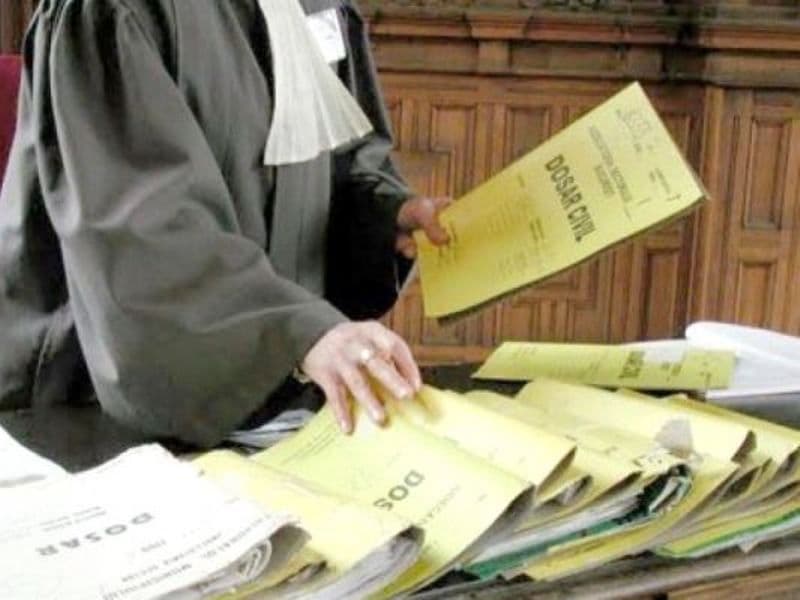 Tineri cercetați pentru furt după ce și-au însușit bunuri în valoare de 1.200 de lei