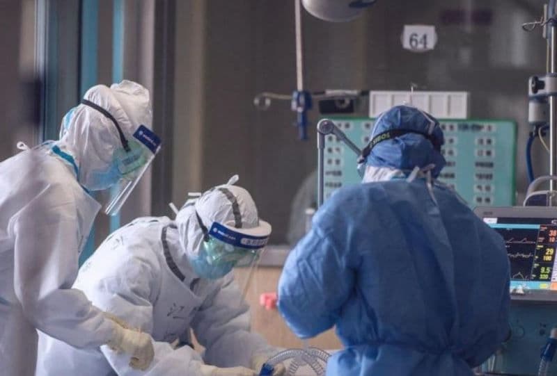 Reuters: Un român moare de Covid la fiecare 5 minute. Numărul infectărilor din Europa de Est se apropie de 20 de milioane