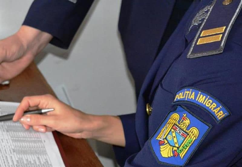 Zece posturi vacante de personal contractual la Inspectoratul General pentru Imigrări