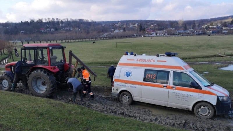 Tragedie la Havârna! Un bărbat și-a pierdut viața după ce a fost lovit de un tractor 