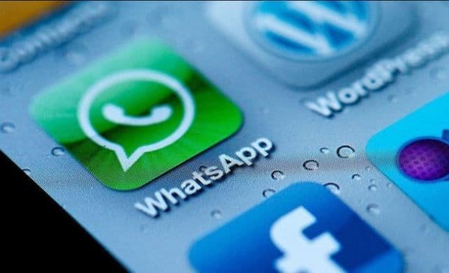 WhatsApp a picat din nou vineri, 19 noiembrie. Utilizatorii nu au mai putut trimite mesaje