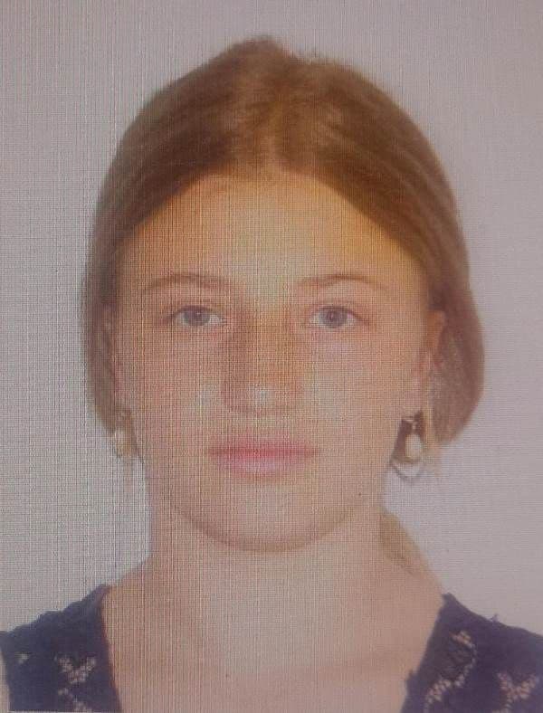 Alertă! Polițiștii caută o fată de 17 ani din Dorohoi dată dispărută de familie