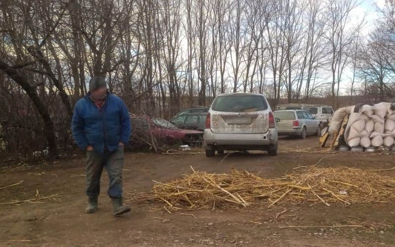 Autoturism cu număr fals condus de un botoşănean oprit de poliţiştii de frontieră 