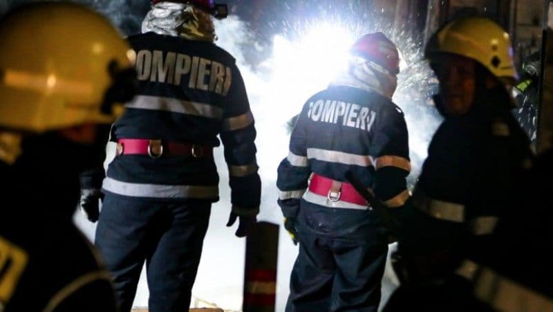 Tragic! Un bărbat și-a pierdut viața în ziua de Crăciun după ce un incendiu i-a cuprins locuința