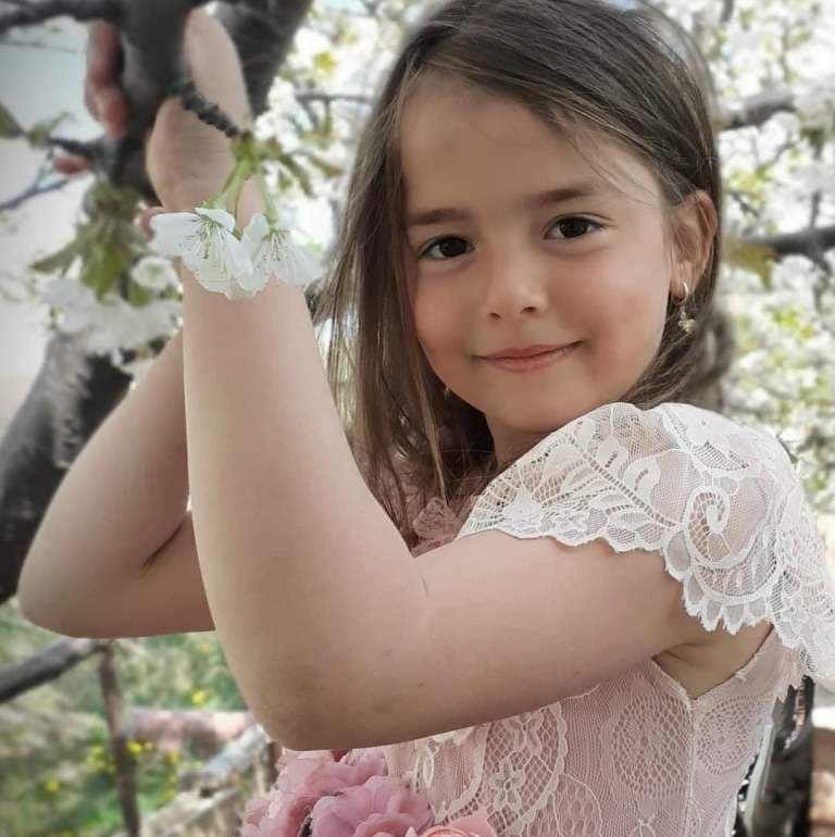 GROSU MAIA-ANDREEA - FOTO