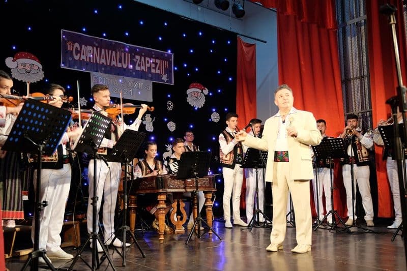 Carnavalul Zapezii_folclor_008