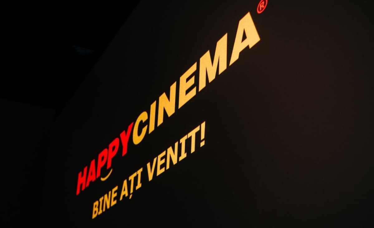 Happy Cinema 8