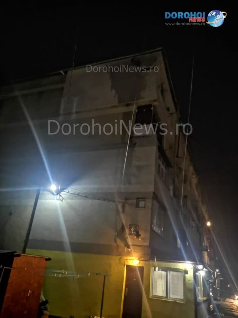 Incendiu bloc Darabani_04