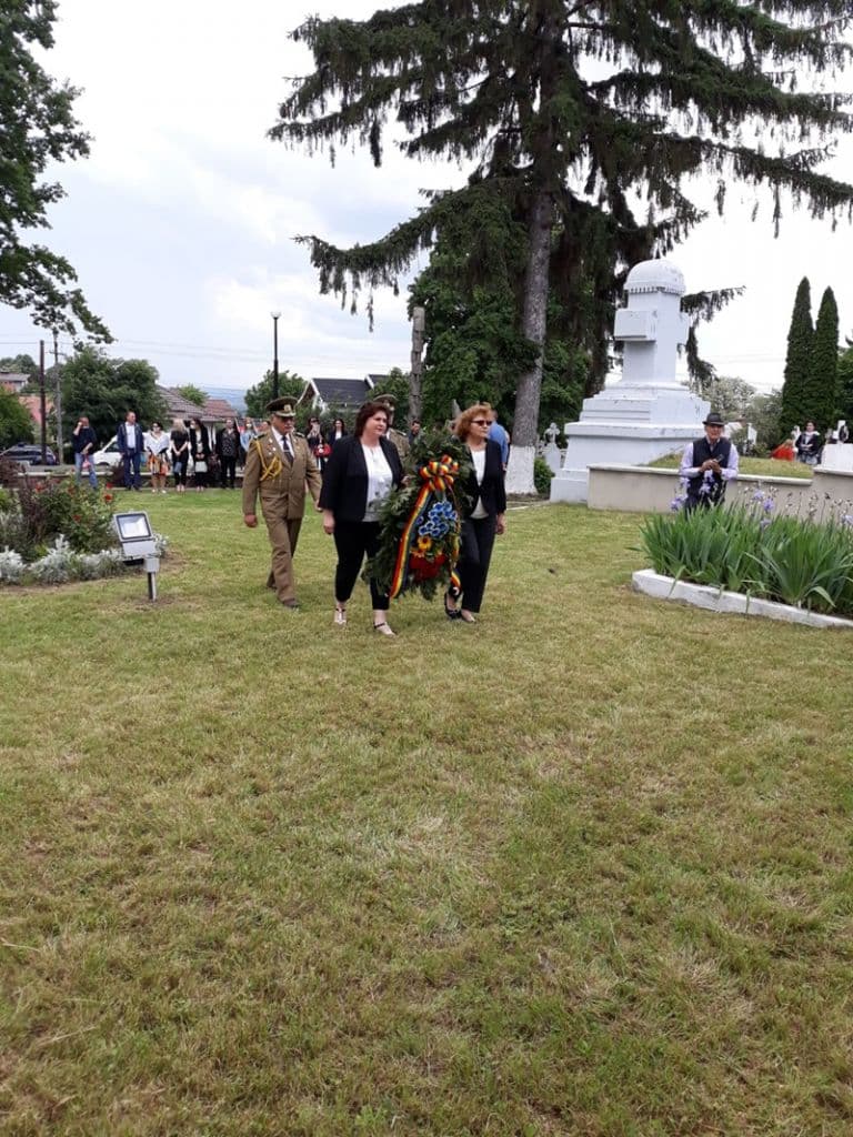 depunere coroane Dorohoi_006