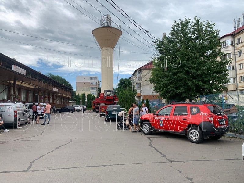 Incendiu supermarket Dorohoi_015