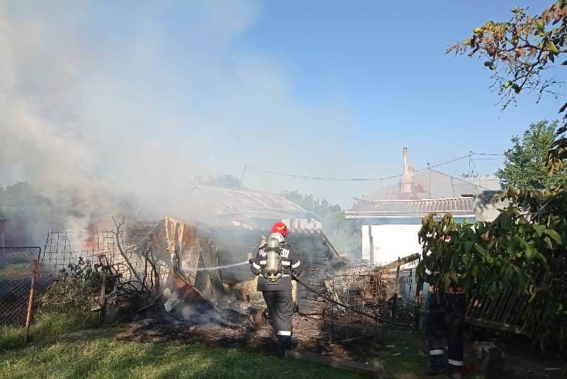 Incendiu (3)