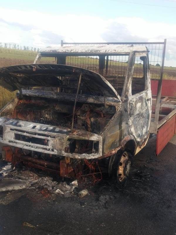 Incendiu auto (4)