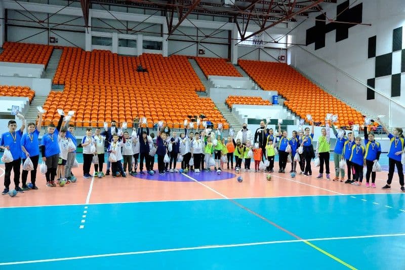 Premiere micii handabilsti (1)