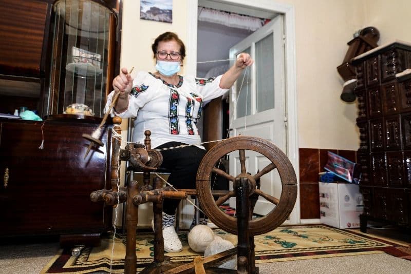 Elena Soroceanu, Vârfu Câmpului