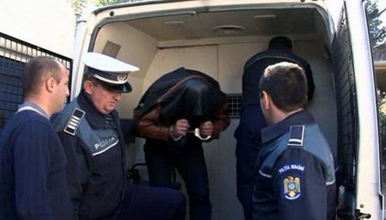Botoșăneni luați pe sus și duși direct în penitenciar pentru conducere fără permis