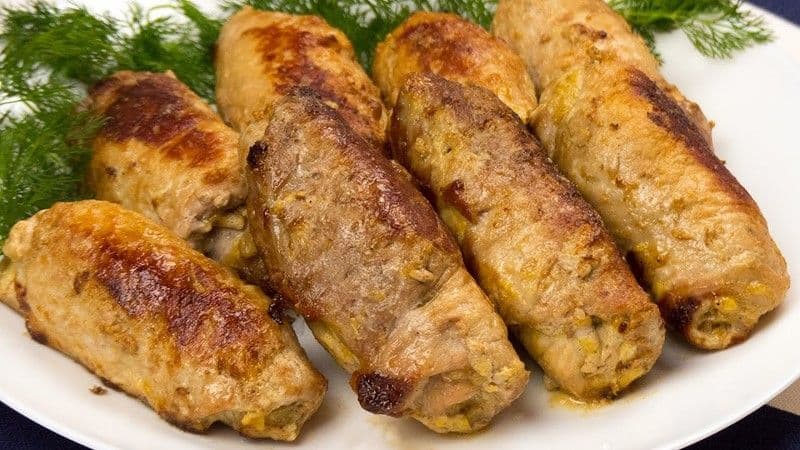 Rulouri din cotlet de porc cu ciuperci