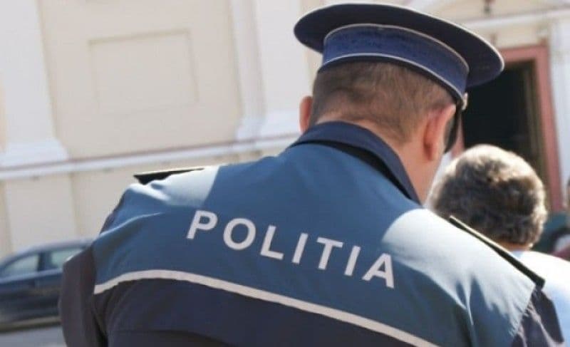 Tânăr din Dorohoi reținut de polițiști pentru conducere fără permis și scandal