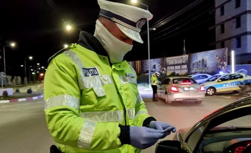 Dorohoian prins cu mașina plină de țigări de contrabandă