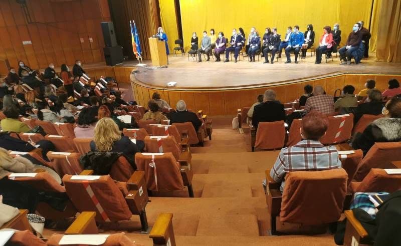 IȘJ Botoșani: Ședință cu directorii și directorii adjuncți ai unităților de învățământ preuniversitar